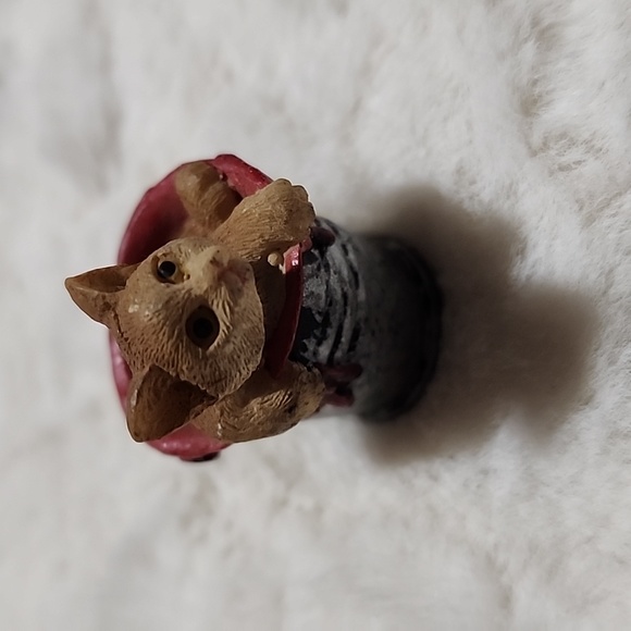 CATS AND DOGS πͺ£ BUCKETS. FIGURINES - Picture 2 of 6